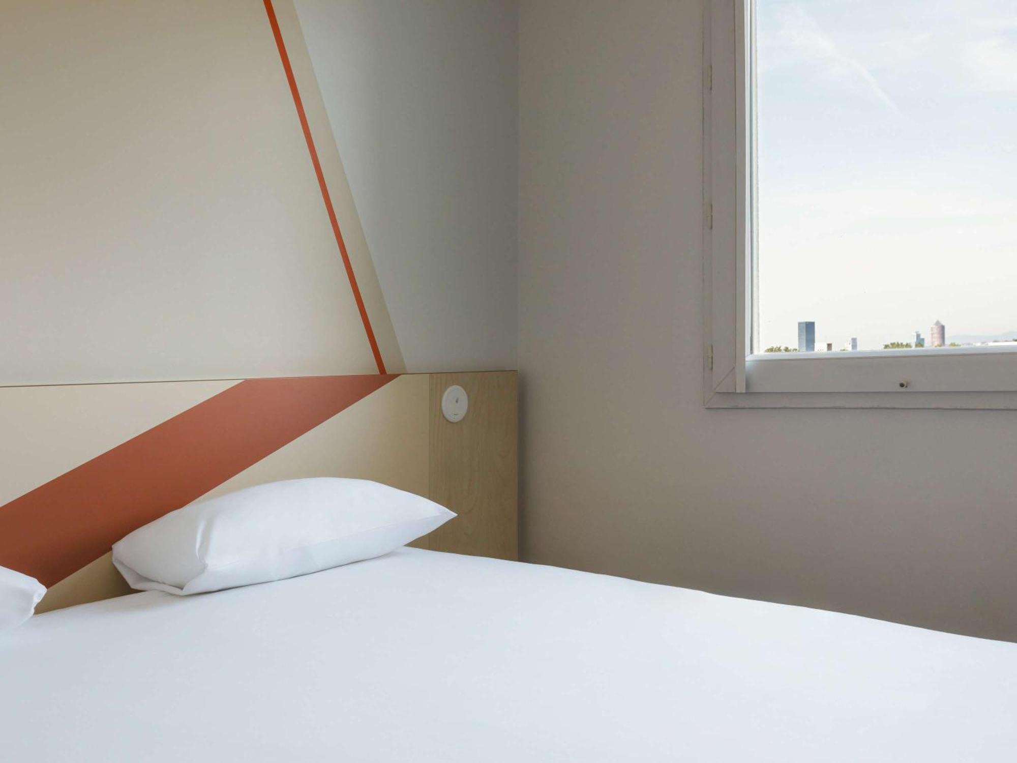 Ibis Budget Lyon וילאורבן מראה חיצוני תמונה